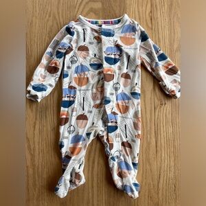 Magnetic me onesie sleeper newborn NB